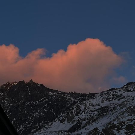 Edelweiss Cottage Kazbegi מראה חיצוני תמונה